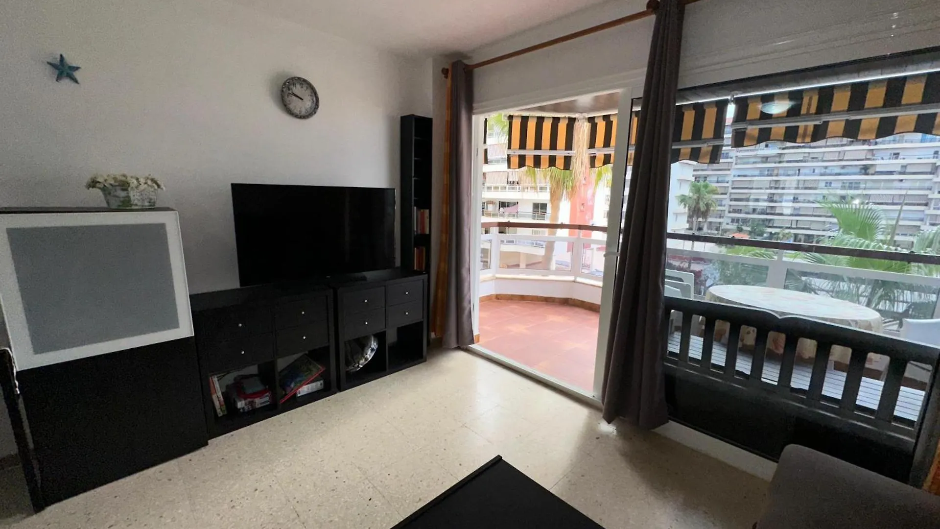 Los Cristianos Jardines Del Sur 2 Bedrooms 0*, Los Cristianos (Tenerife) Spagna